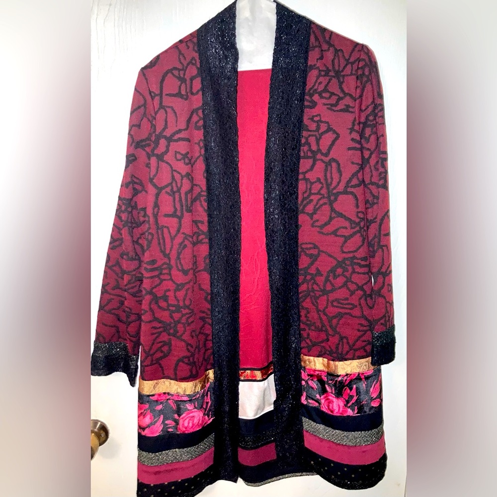 Xl over cardigan Chicos used once. Smoke and pet free home.
